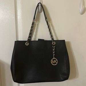 Michael Kors, black purse